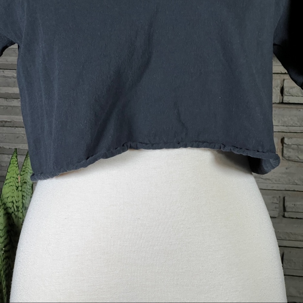Friends TV show Y2K black logo crop top size Small - Picture 3 of 7